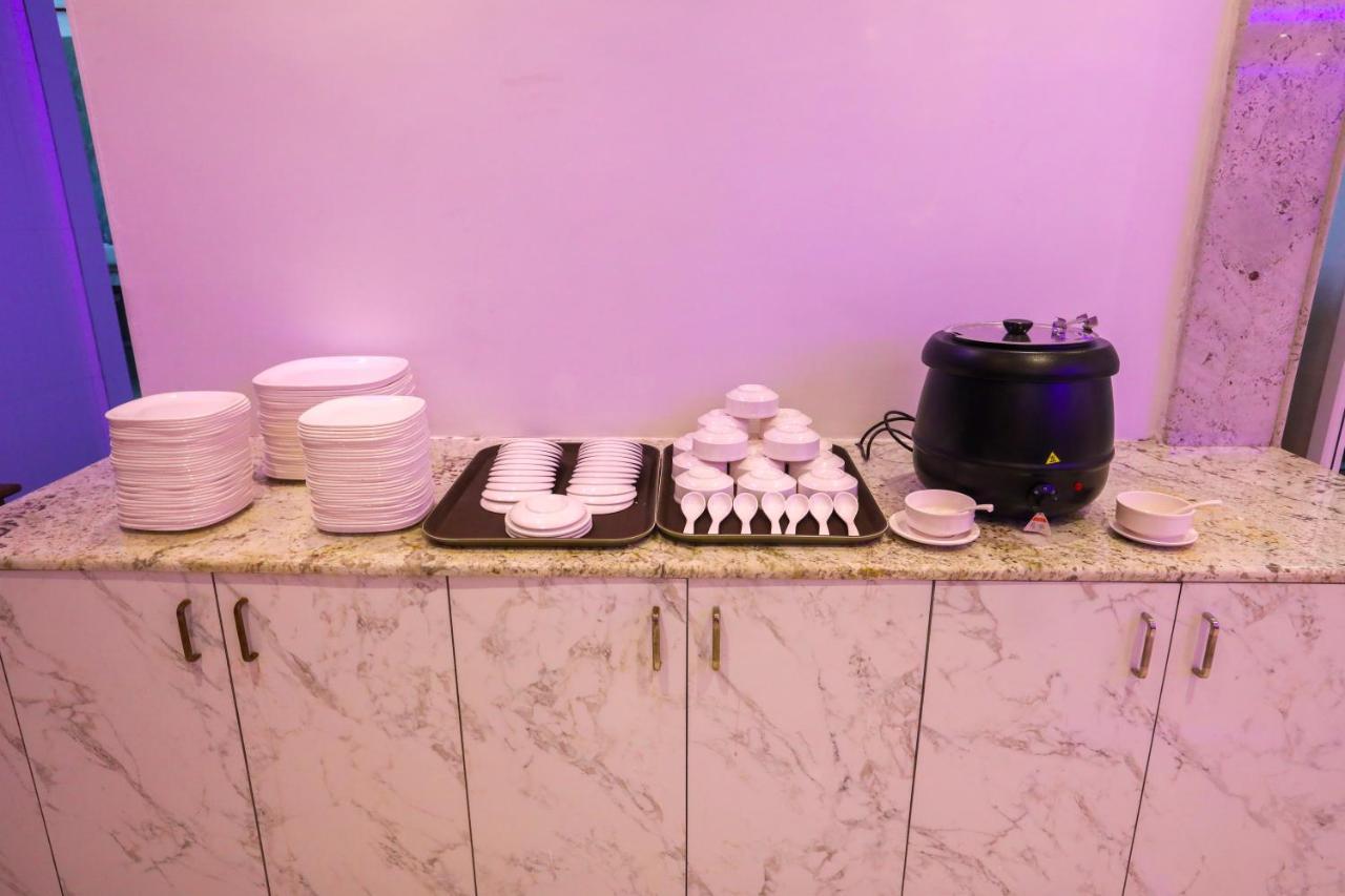 ホテル Nitheesh Residency カーンチープラム エクステリア 写真