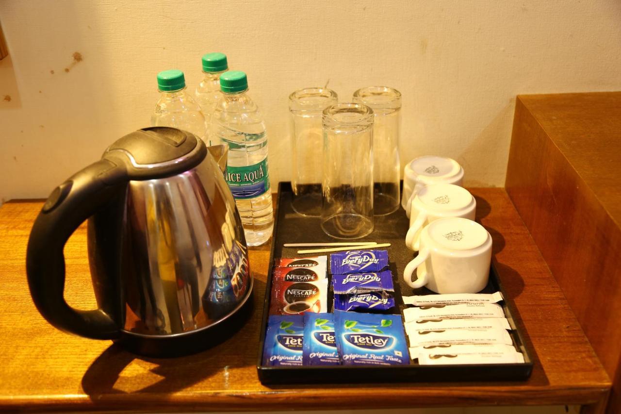 ホテル Nitheesh Residency カーンチープラム エクステリア 写真